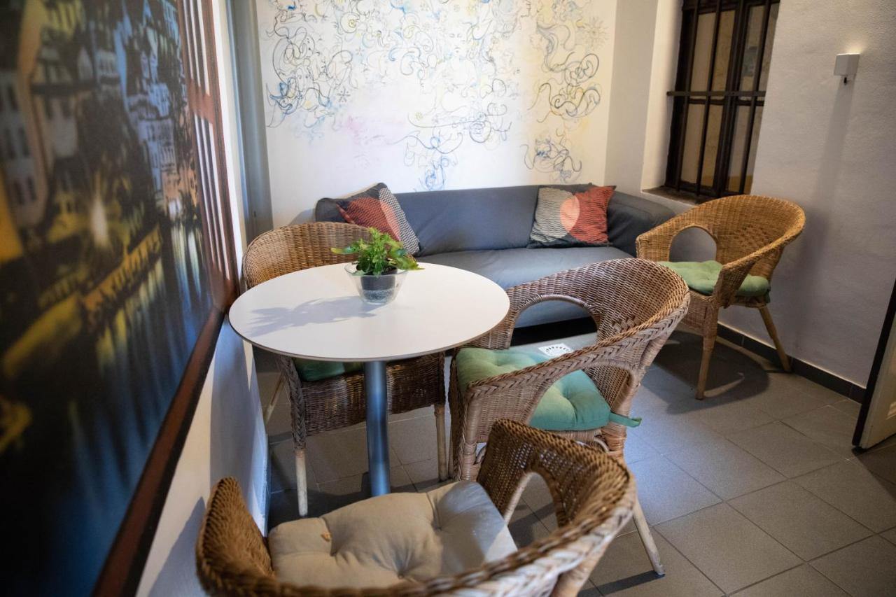 Onefam Home Прага Экстерьер фото